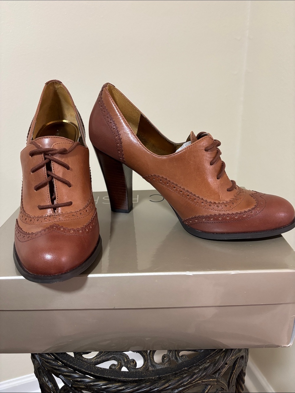 Marc Fisher Leather Lace-Up Oxford Heels in Cognac - Picture 3 of 6
